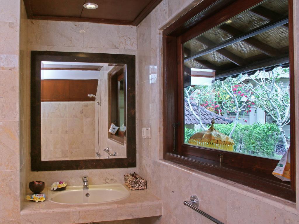 Toya Retreat Villa Теґалаланґ Номер фото