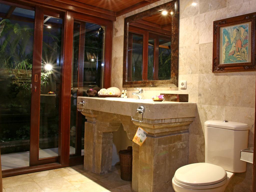 Toya Retreat Villa Теґалаланґ Номер фото