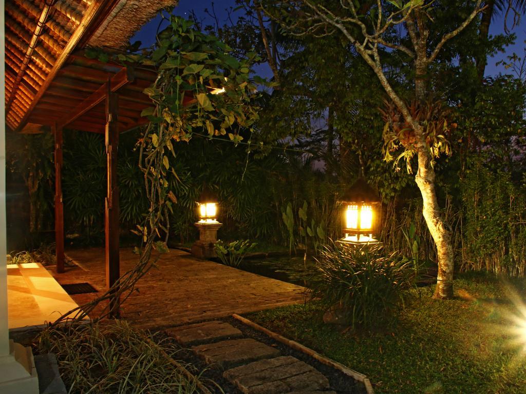 Toya Retreat Villa Теґалаланґ Номер фото